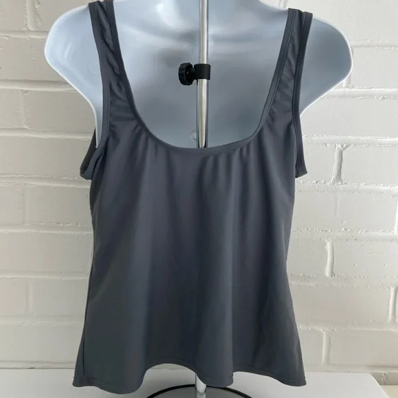 New With Tags Womens Grey Two-Piece Tankini Top Bathing Suit Size M - Picture 4 of 11